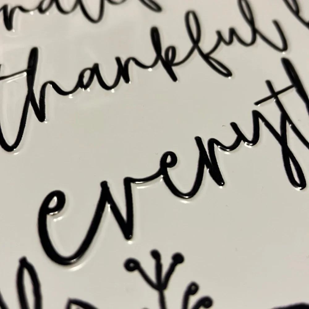 White metal wall art, black lettering, new, Grateful & thankful for everything